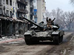 Will Ukraine hold Kursk through Aug 31?