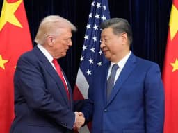 Will Trump and Xi handshake last 10–15 seconds during the day of their next meeting in 2026?