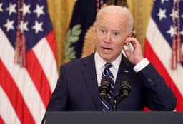 Biden asks the moderator to repeat a question during the debate?