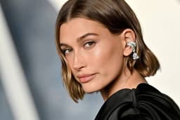 Hailey Bieber pregnant in 2025?