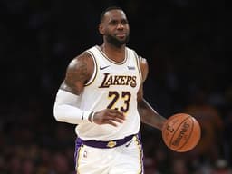 LeBron 10+ point streak broken this season?