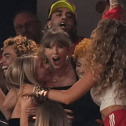 Taylor Swift shown on the Super Bowl LIX broadcast 1 time?