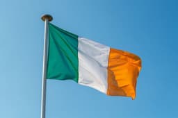 Will turnout be between 48% and 52% in the 2025 Irish Presidential Election?