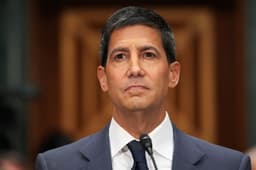 Will Trump say "Gold" during Kevin Warsh's swearing-in ceremony?