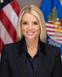 Will Donald Trump publicly insult Pam Bondi by May 31, 2026?