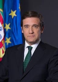 Will Pedro Passos Coelho qualify for the second round of the 2026 Portugal presidential election?