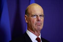 Will Éric Lombard be the next Prime Minister of France?