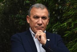 Will Roy Barreras place 2nd in the 1st round of the 2026 Colombian presidential election?