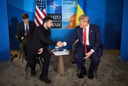 Will Trump and Zelenskyy shake hands for between 6 and 8 seconds?