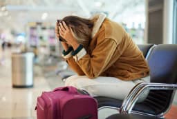 Will the number of US flights delayed on April 9 be between 4,000 and 4,500?