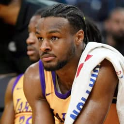 Will Bronny James score a point tonight?