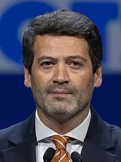 Will André Ventura win more than 26% of votes in the first round?