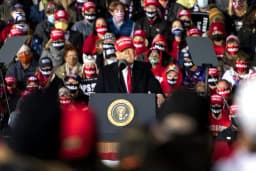 Will Trump say "Mars" during Wisconsin rally on Oct 30?