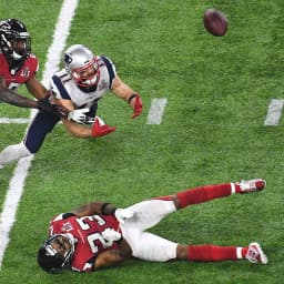 Will Saquon Barkley record 3 or more receptions in Super Bowl LIX?