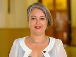 Will Jeannette Jara win between 20% and 24% of votes in the first round?