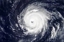 Cat 3+ hurricane hits Miami in 2025?