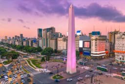 Will the highest temperature in Buenos Aires be 32 °C or higher on December 6?