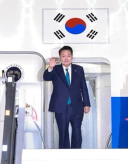 Will Yoon leave South Korea before March?