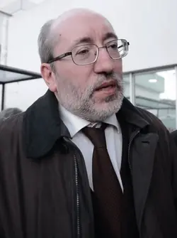 Will António Filipe qualify for the second round of the 2026 Portugal presidential election?