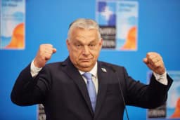 Will Donald Trump publicly insult Viktor Orbán by June 30, 2026?
