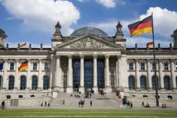 German Bundestag dissolved in 2024?