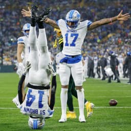 Will Amon-Ra St. Brown score a touchdown?