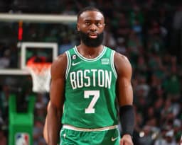 Will Jaylen Brown score 25+ points against the Knicks?