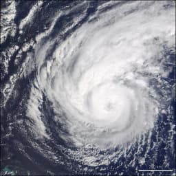 Will a hurricane make landfall in the US by October 31?