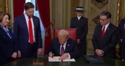 Will Trump sign between 1 and 3 executive orders on January 22?