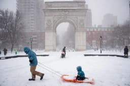 Will there be less than 5 inches of snow in D.C. this weekend?
