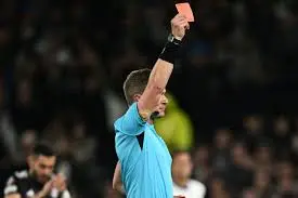 Will Tomasz Kędziora record the most red cards in 2025-26 UEFA Europa League?